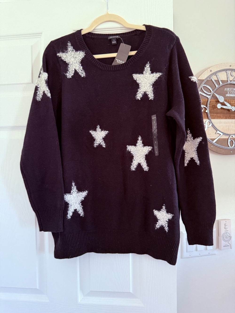 Torrid Textured Star Graphic Pullover Sweater Black White 1X 14/16 NWT